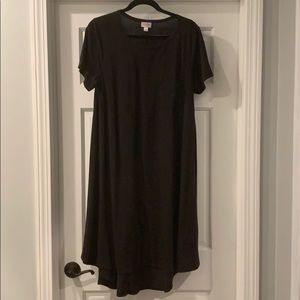 Solid black large Lularoe Carly